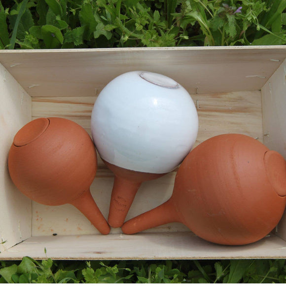 Gavesæt med selvvandingskrukker i håndlavet terrakotta – smuk og bæredygtig gaveidé - Snedkerværktøj