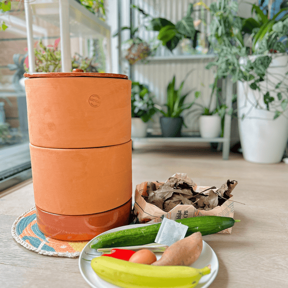 Kompostér med Stil – Keramisk Kompostbeholder til Køkkenet - Snedkerværktøj