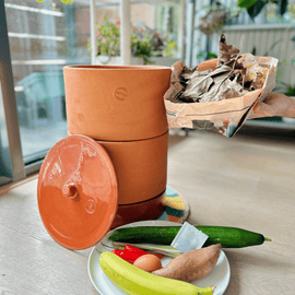 Kompostér med Stil – Keramisk Kompostbeholder til Køkkenet - Snedkerværktøj