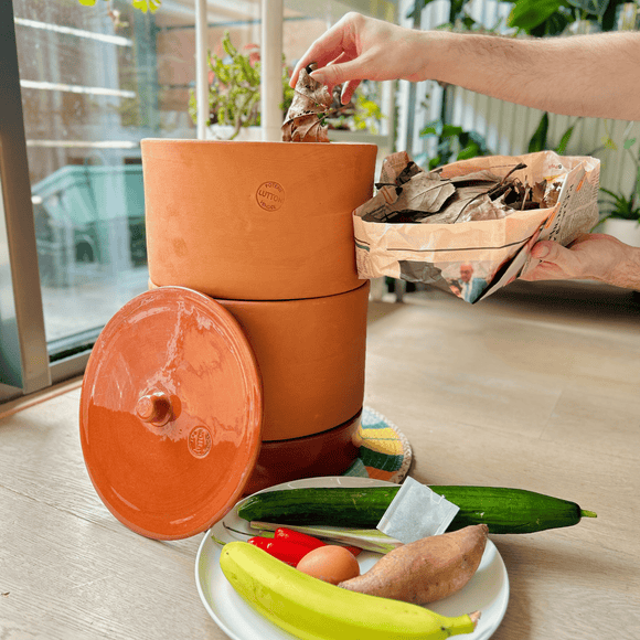Kompostér med Stil – Keramisk Kompostbeholder til Køkkenet - Snedkerværktøj