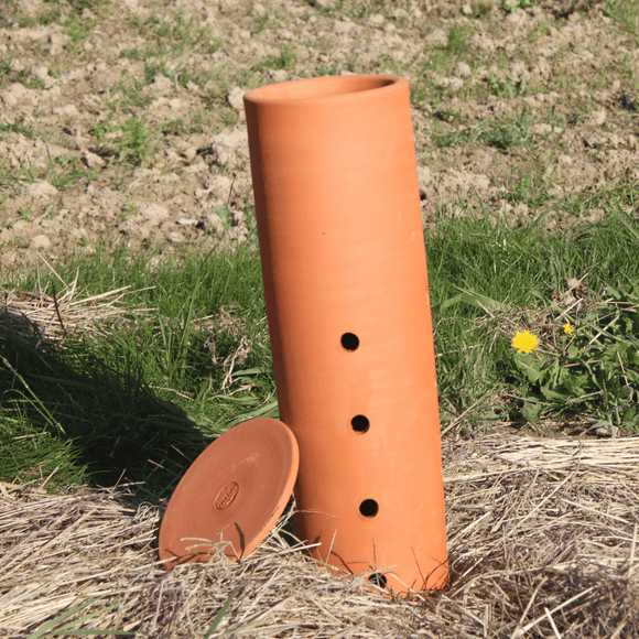 Nedgravet Kompostbeholder i Terrakotta – Naturlig Gødning direkte i Havejorden - Snedkerværktøj