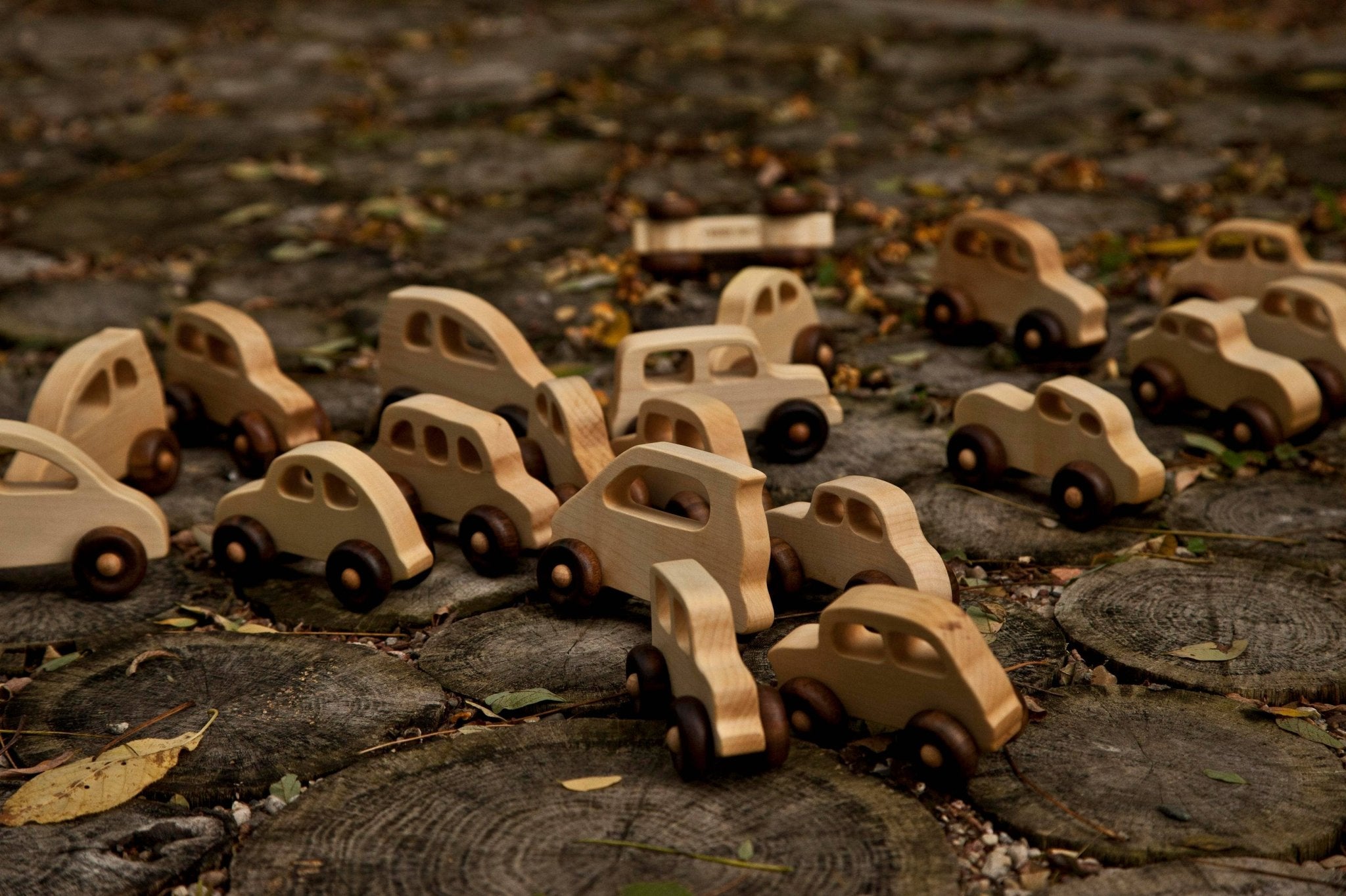 Retro Wooden Toy Car - Eco - Friendly - Snedkerværktøj