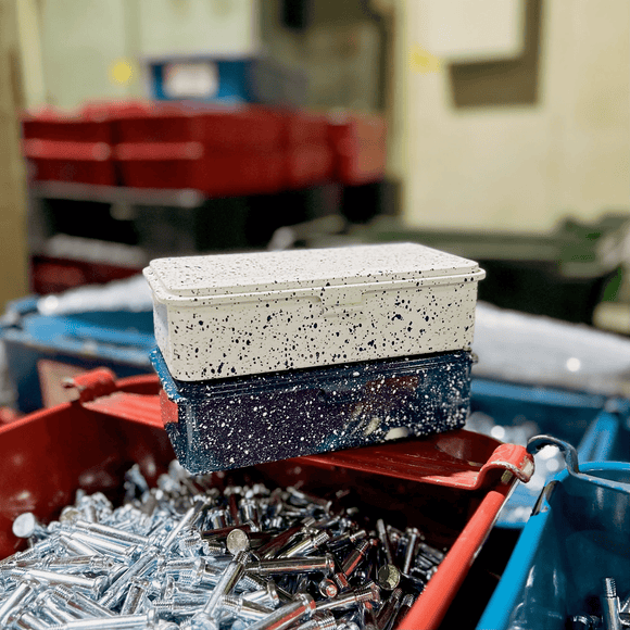 TOYO Steel Værktøjskasse T - 190 – Japanese White Indigo (Special Edition · Made in Japan) - Snedkerværktøj